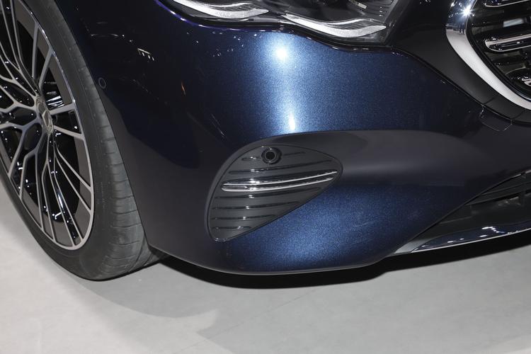 Фото машины 252