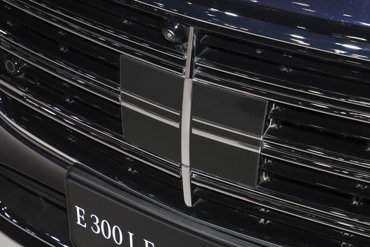 Фото машины 203