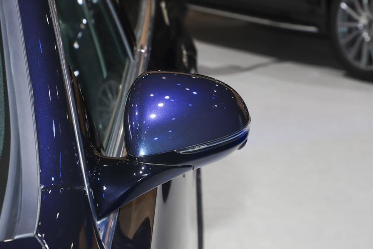 Фото машины 205