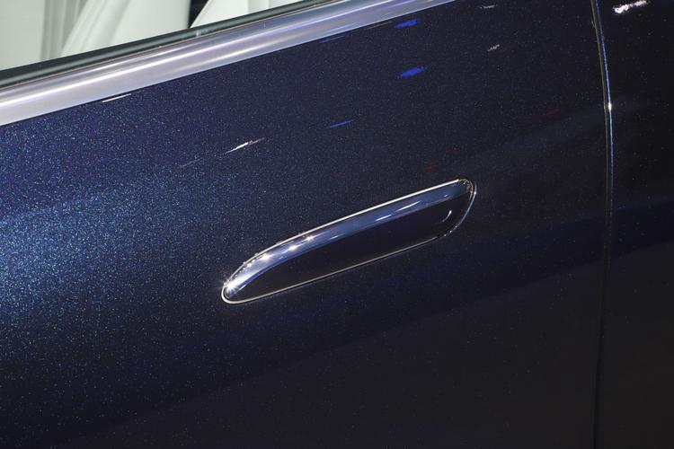 Фото машины 206