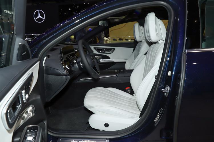 Фото машины 209