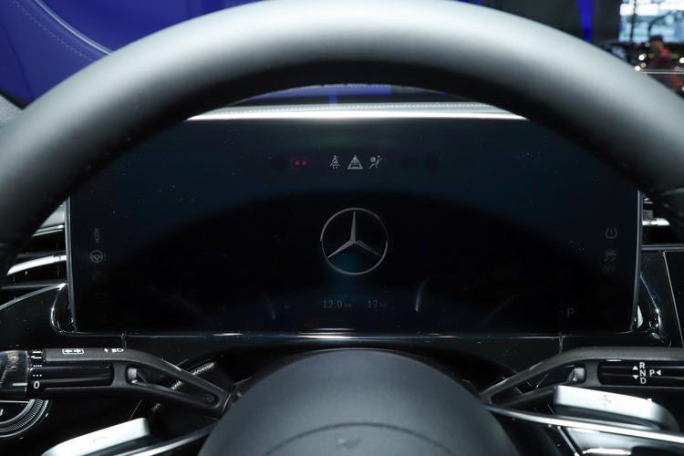 Фото машины 333