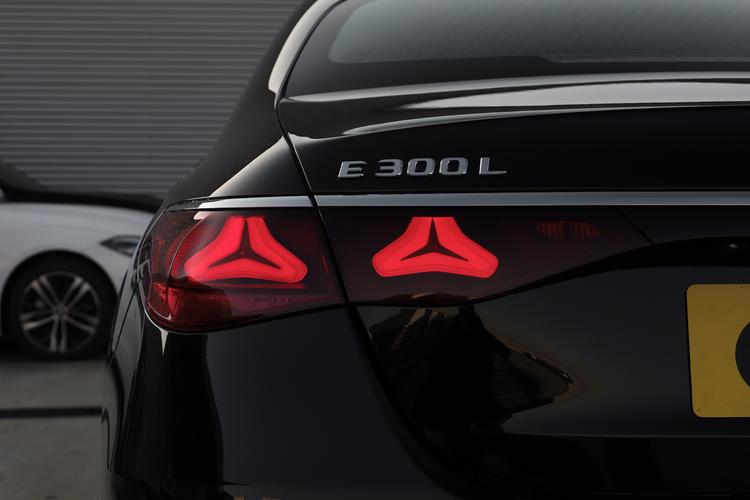 Фото машины 36