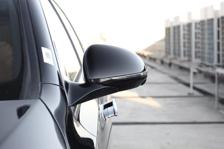 Фото машины 105