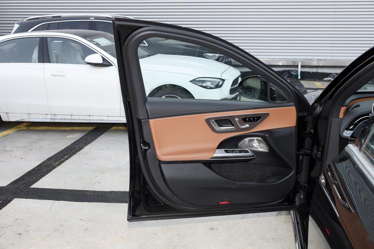 Фото машины 172