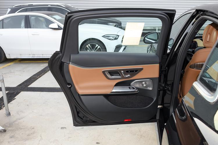 Фото машины 127