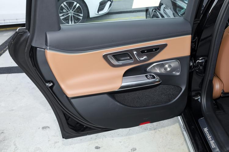 Фото машины 131