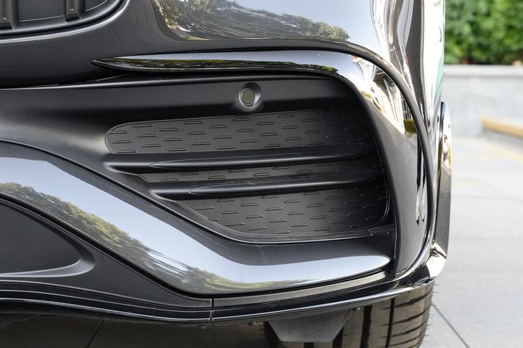 Фото машины 77