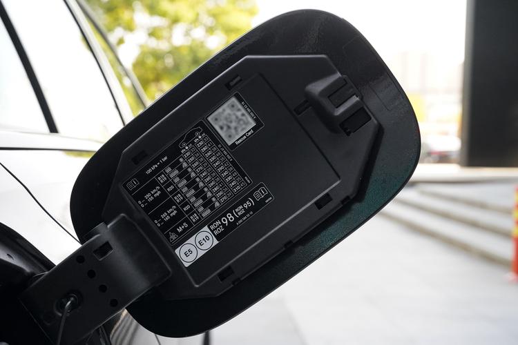 Фото машины 100