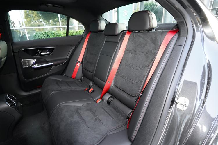 Фото машины 124