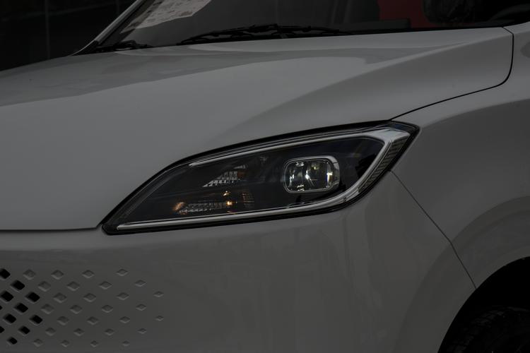 Фото машины 30