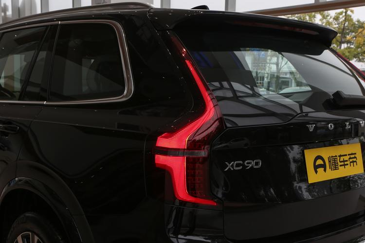 Фото машины 33