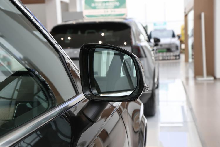 Фото машины 65