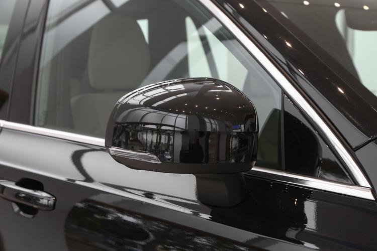 Фото машины 66