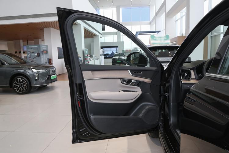 Фото машины 56