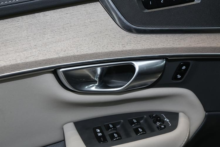 Фото машины 99