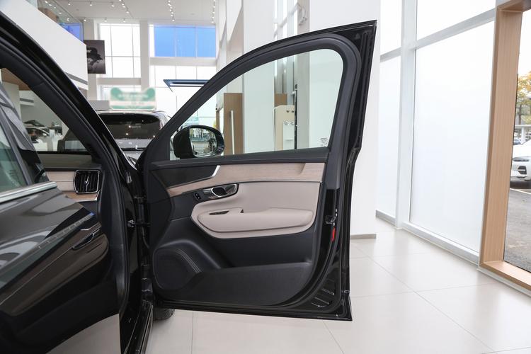 Фото машины 146