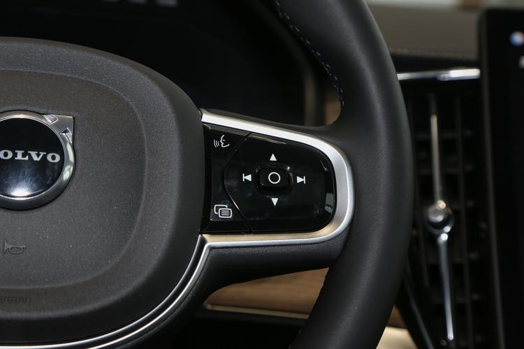 Фото машины 104