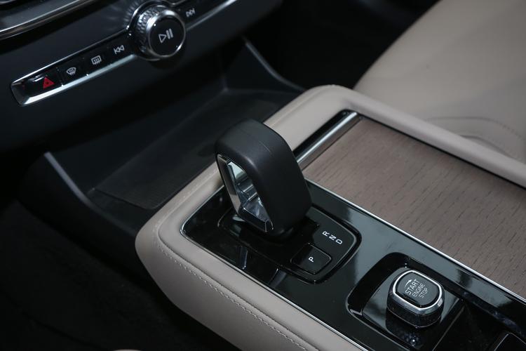 Фото машины 80