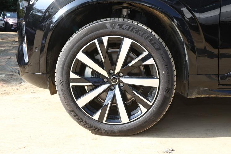 Фото машины 25