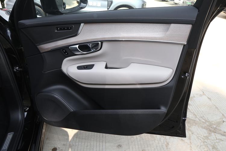 Фото машины 100