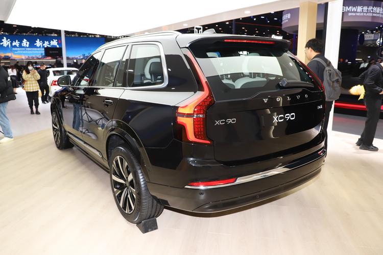 Фото машины 216