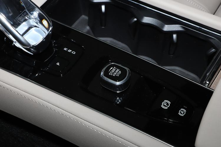 Фото машины 174