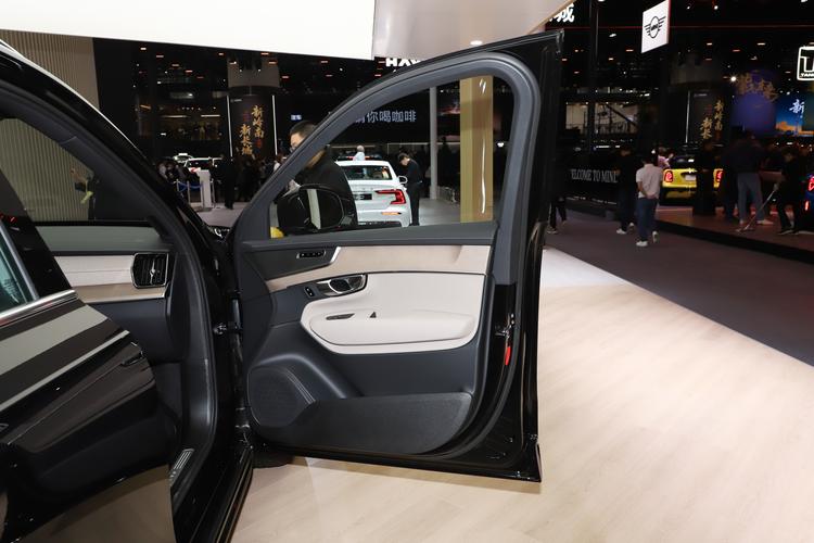 Фото машины 183