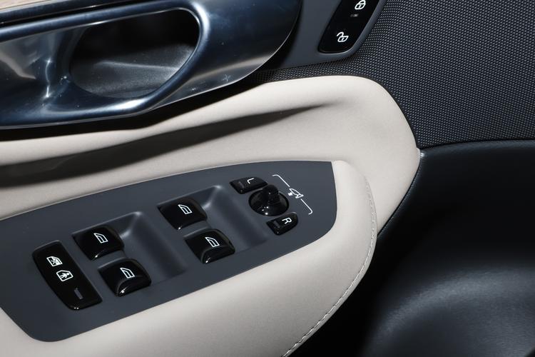 Фото машины 207