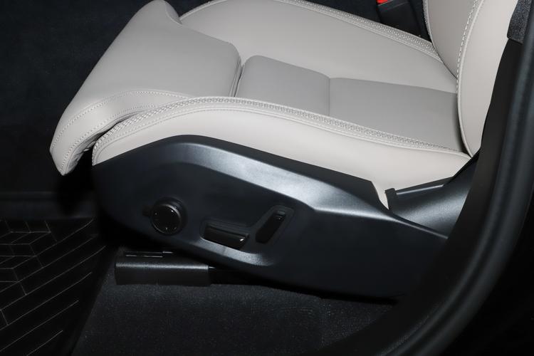 Фото машины 230