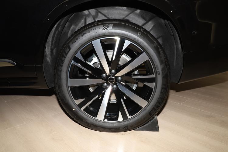 Фото машины 306