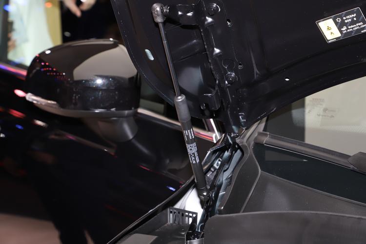 Фото машины 260