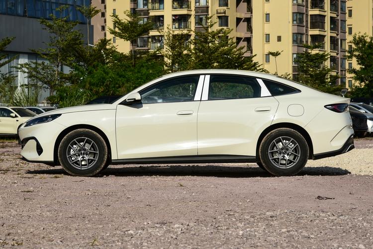 Фото машины 23