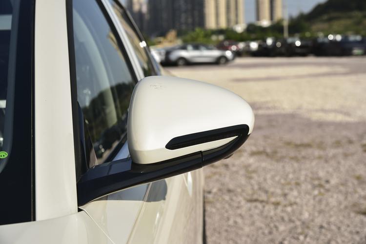 Фото машины 77