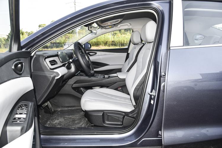 Фото машины 212