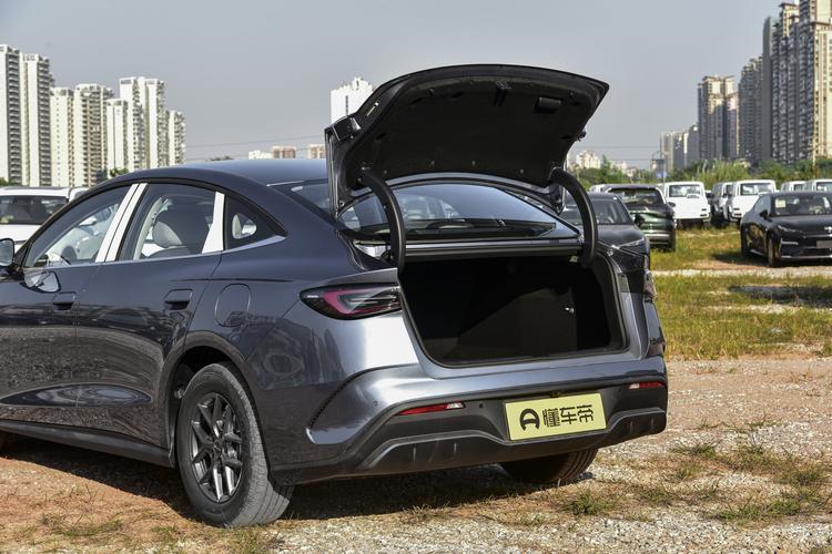 Фото машины 216