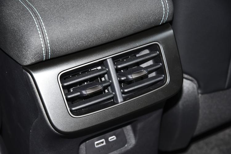 Фото машины 244