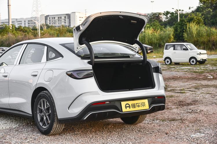 Фото машины 168