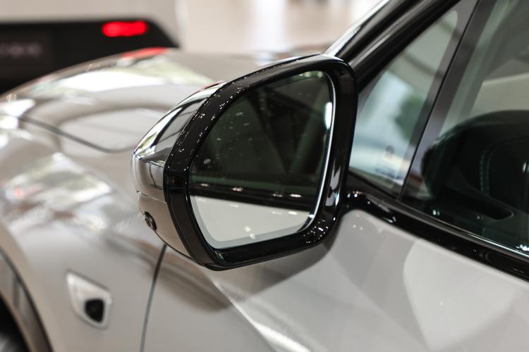 Фото машины 23