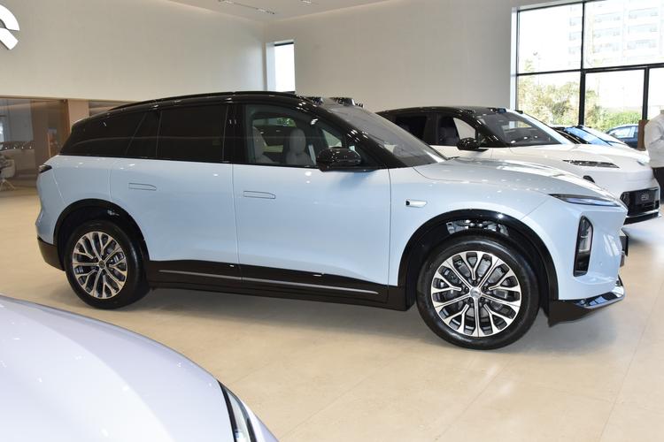 Фото машины 144