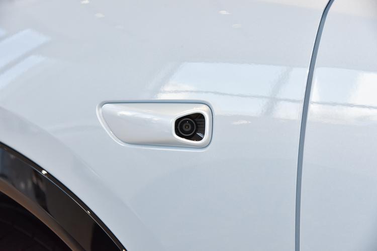 Фото машины 99