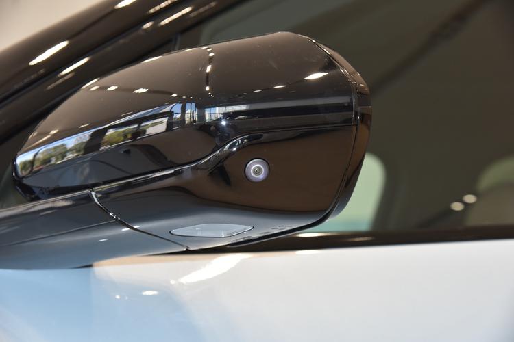 Фото машины 101