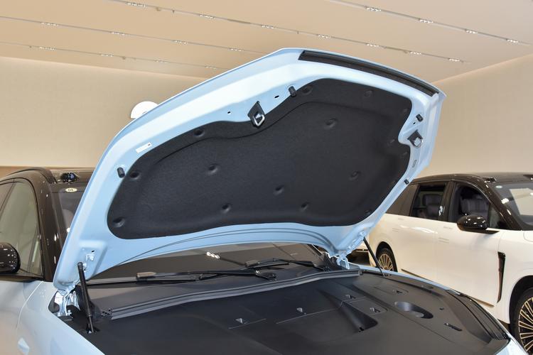 Фото машины 195