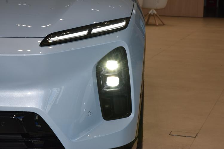 Фото машины 204