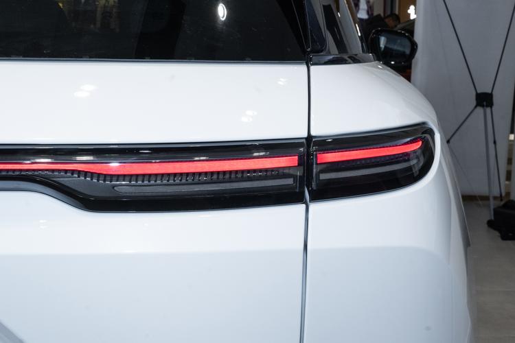 Фото машины 230