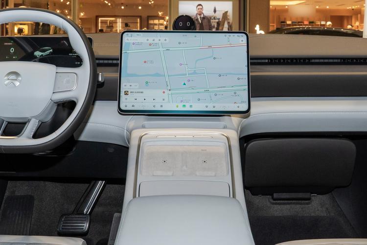 Фото машины 328