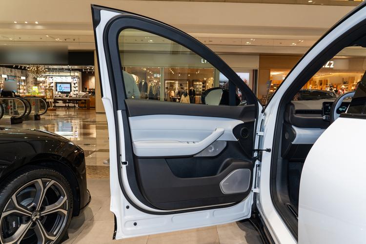 Фото машины 265