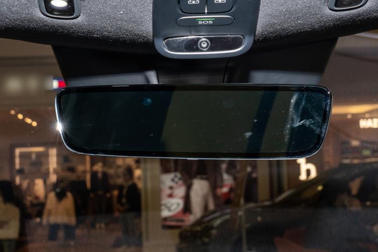 Фото машины 244