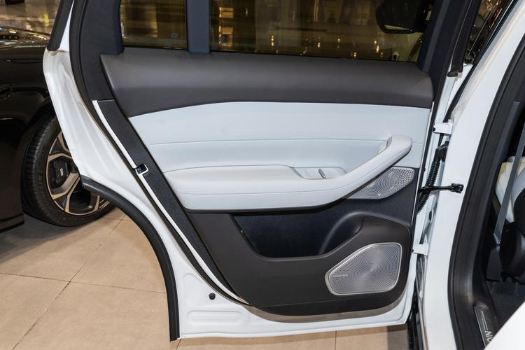 Фото машины 335