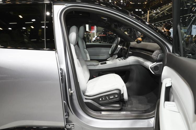 Фото машины 375